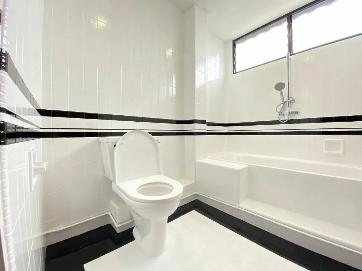 Green Lane By Plush Villa George Town