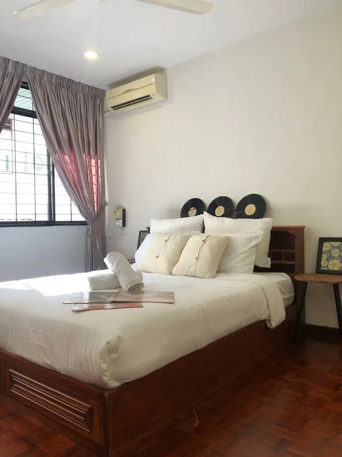 Green Lane By Plush Villa George Town Holiday home