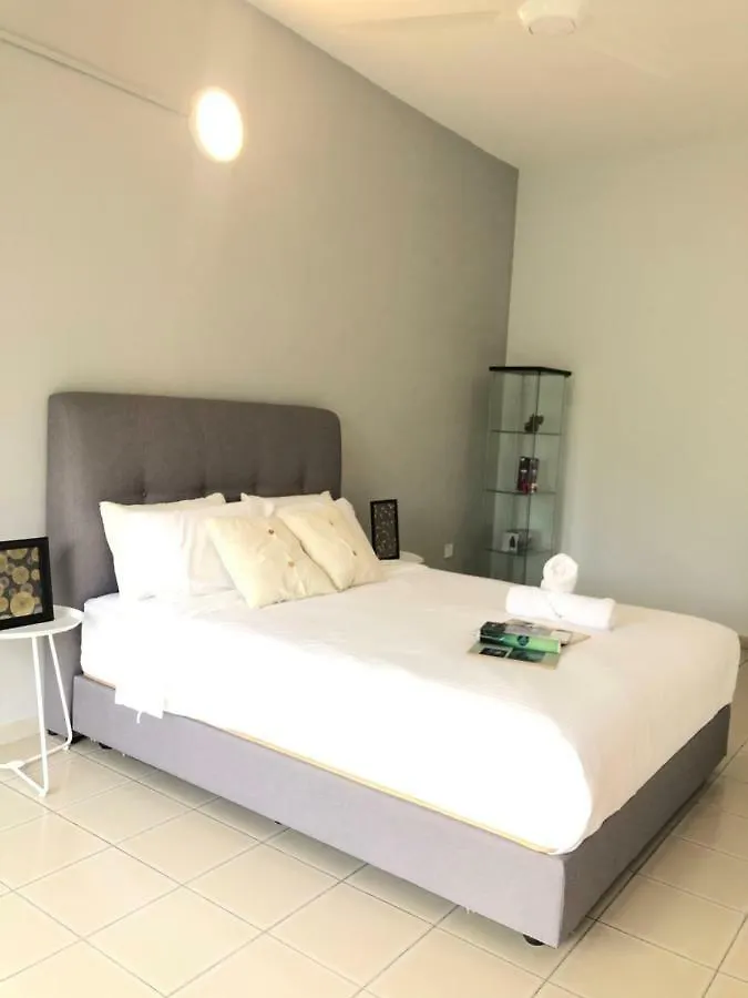 Green Lane By Plush Villa George Town 0*,
